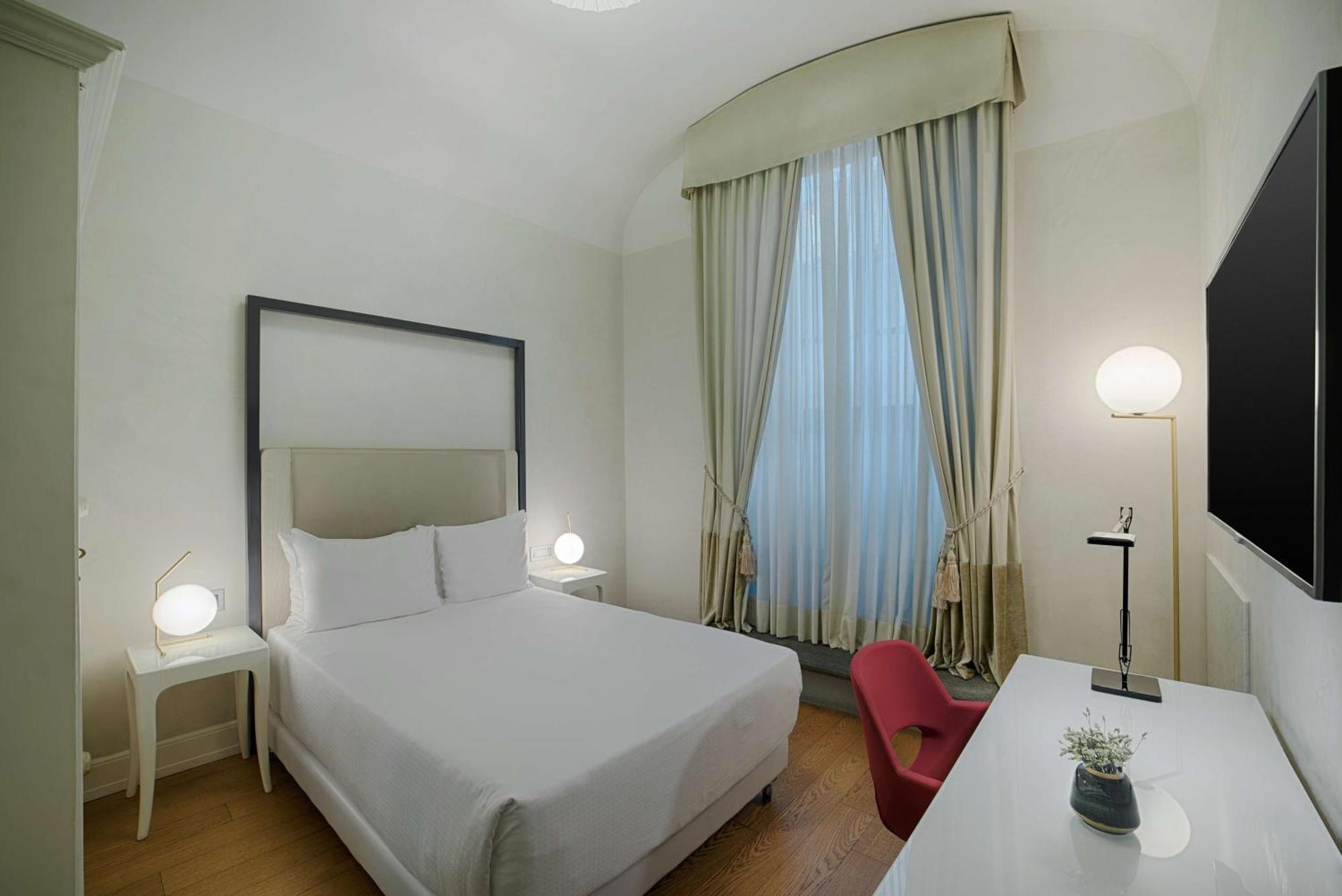 Hotel NH Collection Firenze Porta Rossa Esterno foto