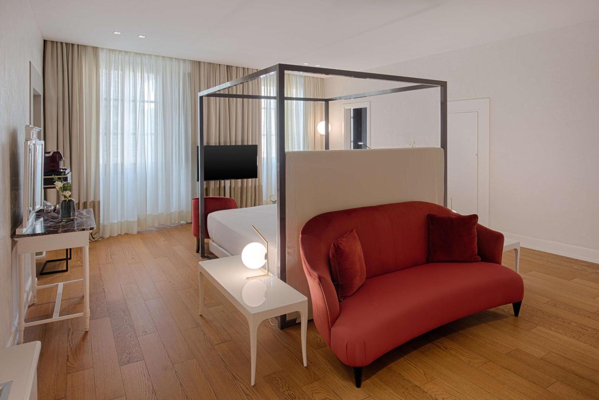 Hotel NH Collection Firenze Porta Rossa Esterno foto