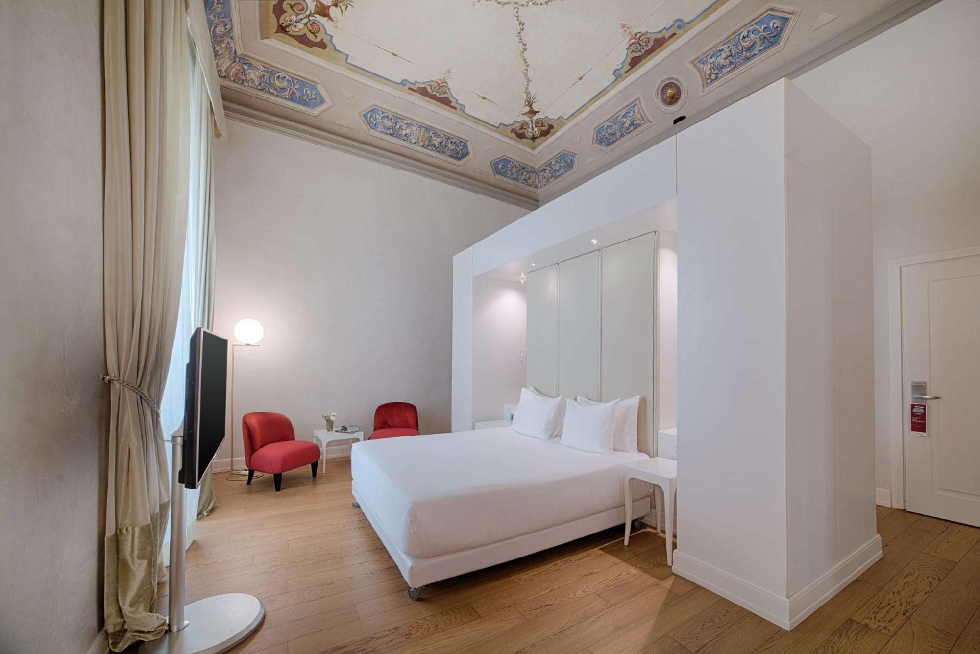 Hotel NH Collection Firenze Porta Rossa Esterno foto