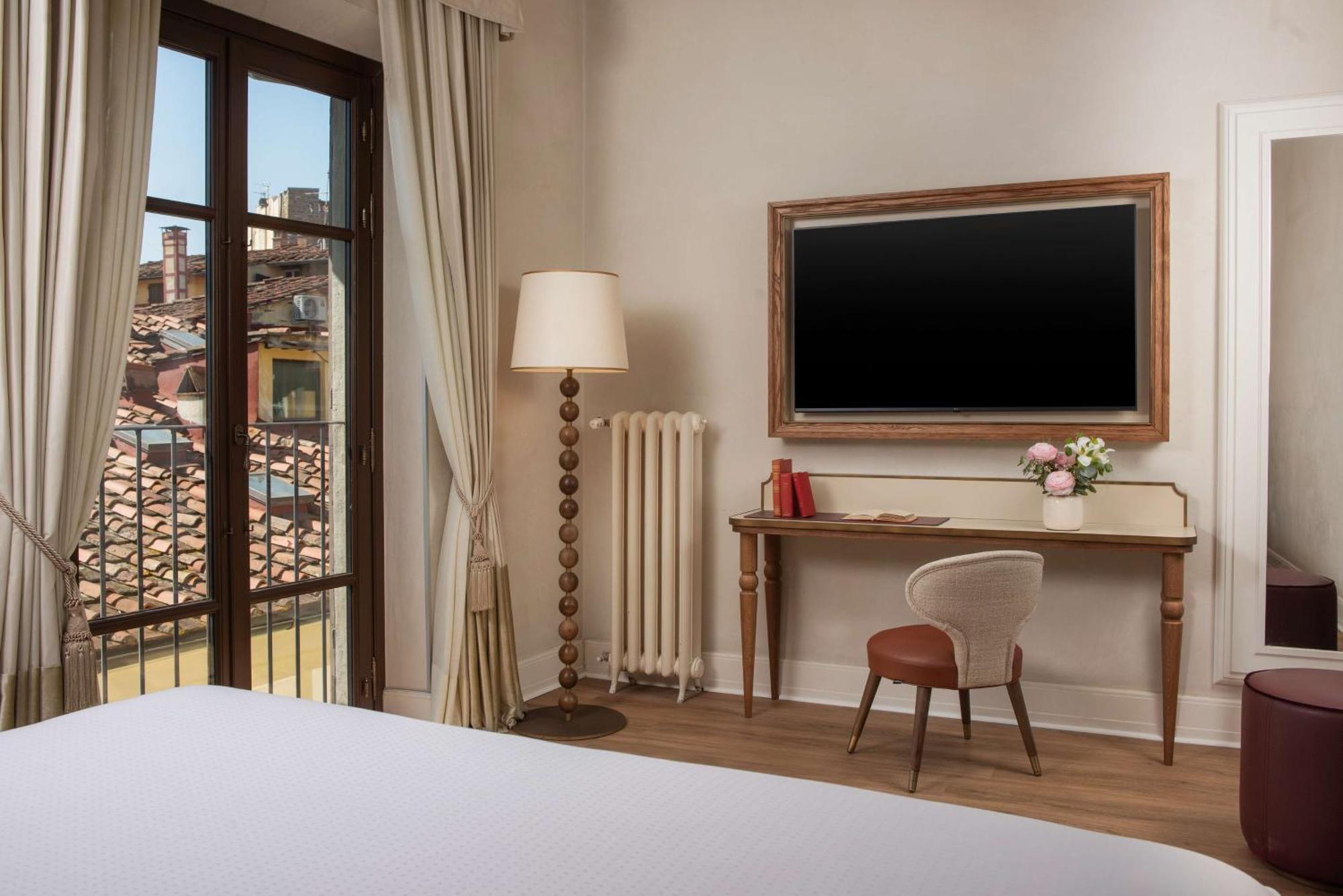 Hotel NH Collection Firenze Porta Rossa Esterno foto